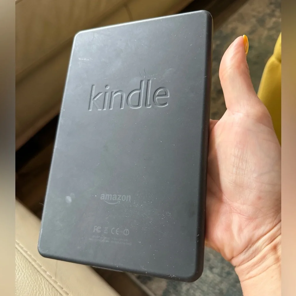 Kindle fire first generation / kindle / kindle fire / electronics
